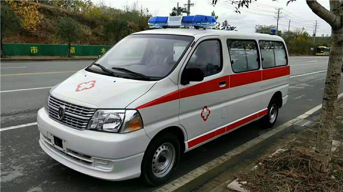 漠河市丰田海狮救护车